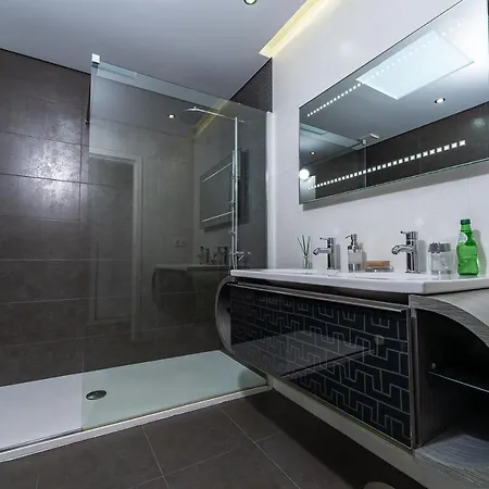 Daire Golf Course - Luxurious Flat T3 - Ponte de Lima